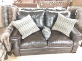 Brand New Simmons Leather Love Seat With Accent Pillows