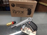 Raptor CO2 bb Pistol like new with box