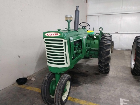 1967 Oliver 770 Narrow Front End Tractor