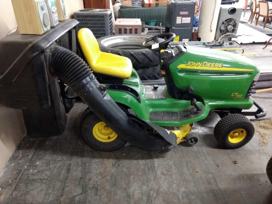 John Deere LT150 Automatic Riding Mower With Bagger