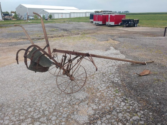 PATTEE Horse Drawn Cultivator