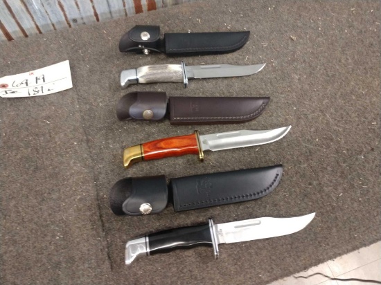 3 Buck # 119 Fixed Blade Knives