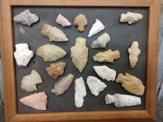 21 Arrowheads Native American Artifact