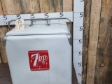 Vintage 7up Chest cooler