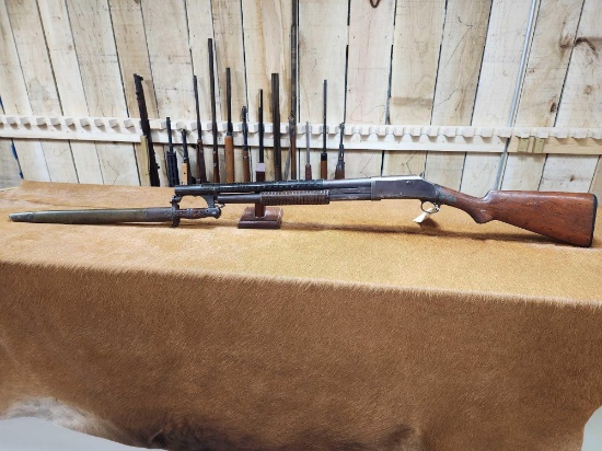 Winchester Model 1897 12ga Pump Trench Gun | Guns & Military Artifacts ...
