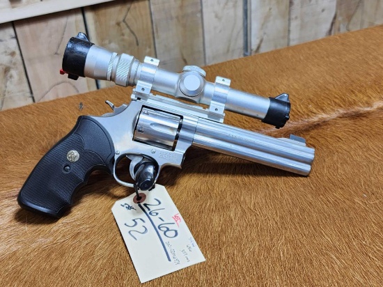 Smith & Wesson Model 686 .357 mag Revolver