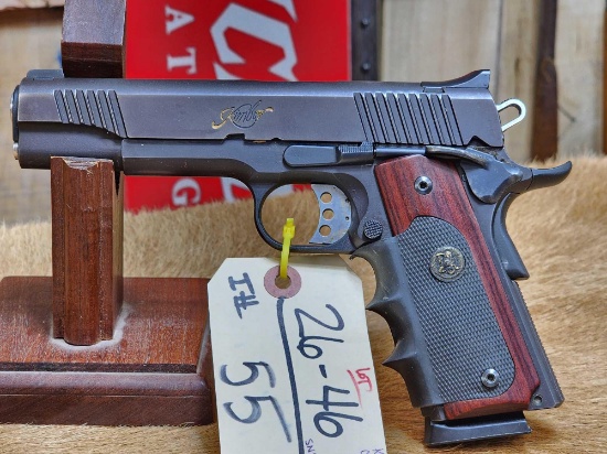 Kimber Classic Custom .45 Semi Auto Pistol