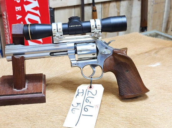 Smith & Wesson Model 617 .22 Semi Auto Pistol