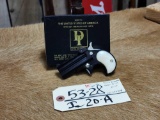 Davis Industries Model D-22 .22 Derringer