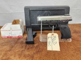 Ruger Model SR40 .40S&W Semi Auto Pistol