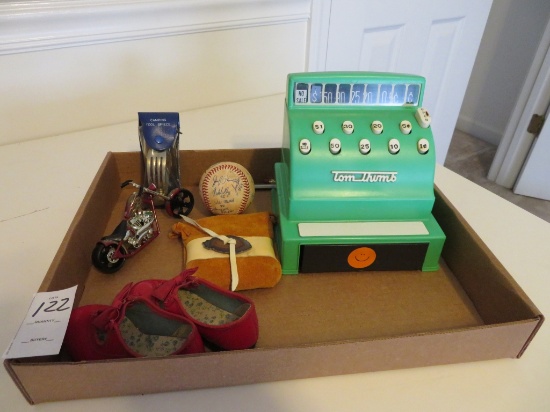 Boxlot of Vintage Items, Tom Thumb Toy Cash Register