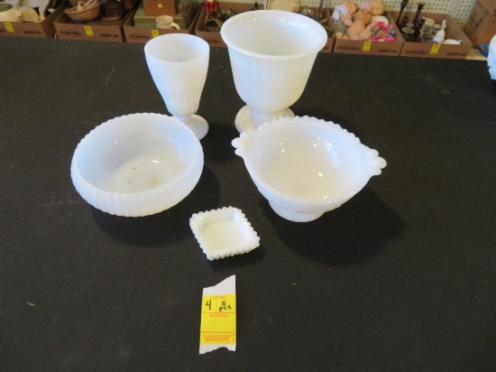 Lot of 5 pcs Milk Glass