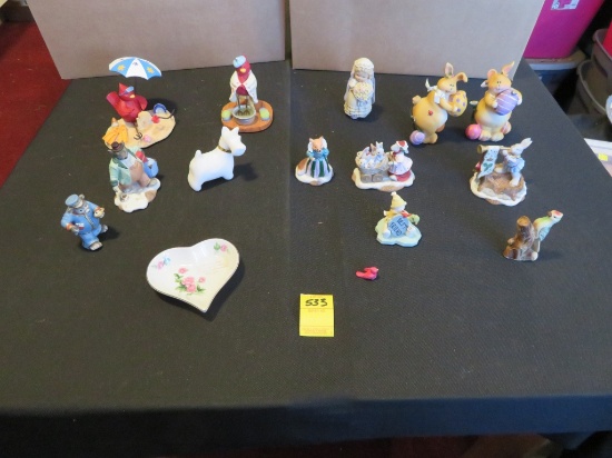 Lot of collectibles