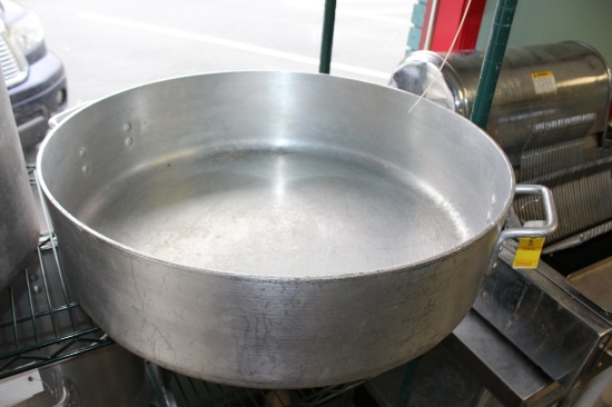 Royal Industries BRAZ-40 Aluminum Pan.