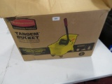 Rubbermaid Tandem Bucket (Open Box)