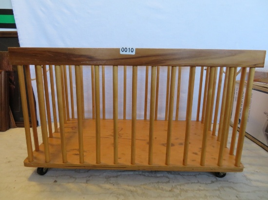 Wood Doll Crib/ Bassinet