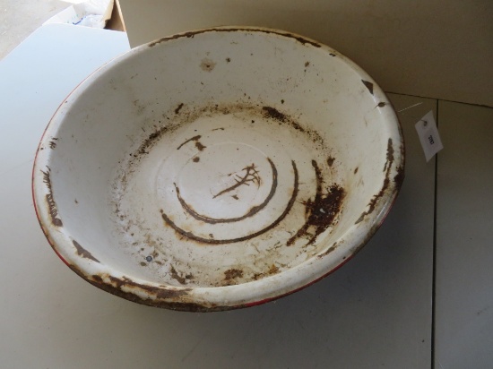 Porcelian Coated Wash Pot