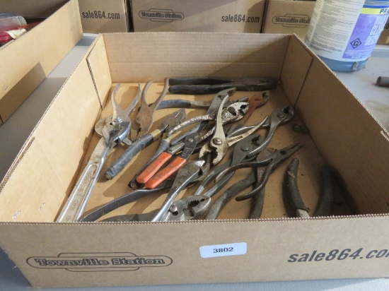 Box lot of Pliers & Cutters