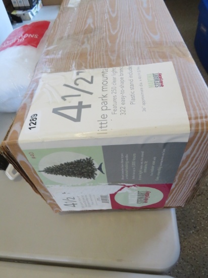 Martha Stewart 4 1/2 ft Prelit Christmas Tree