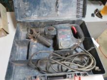 BOSCH Demolition Hammer Kit: Corded, SDS-Max, 3/4e
