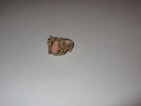 14K Ladies Ring w/ Polished Pink Opal