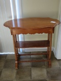 Early One Drawer Accent Table w/ Shelf