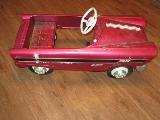 Super Sport Vintage Peddle Car