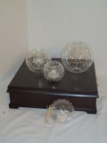 Vignette Grouping - Tea box & 4 Tea light Holders