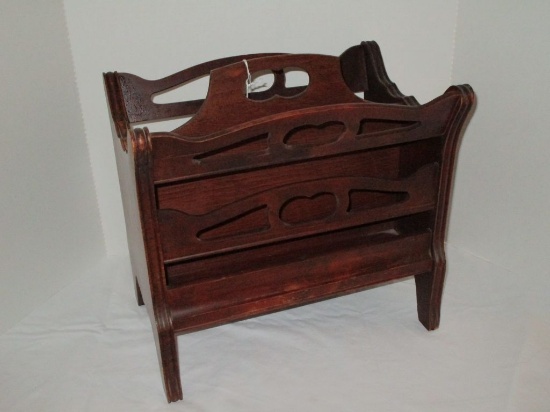 Wooden Canterbury