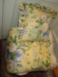 Thomasville Queen Bedspread & Accent Pillow Yellow w/ Floral Design