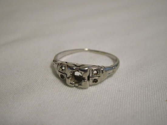 18K White Gold Engagement Ring - Missing Diamonds & Cut on Band