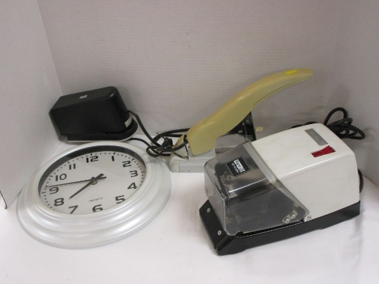 Lot - Assortment Office Items - Electric Stapler, Heavy Duty Stapler & Clock