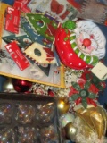 Lot - Assorted Christmas Décor & Ornaments