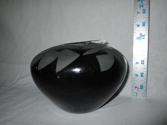 Native American Design Ceramic Vase - Gloss Black w/ Flat Black Aztec Design