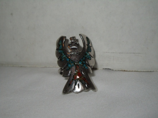 Native American Design Ring w/ Turquoise Accents