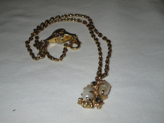 Beautiful Gold Necklace w/ 14k Seed Pearl & Sapphire Pendant