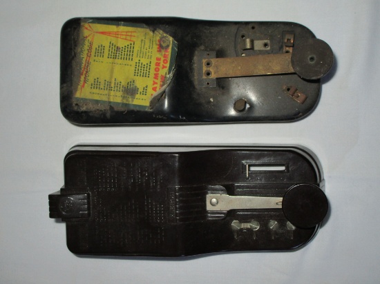 Lot - Vintage Morse Code Signalers (1) Boy Scout Bakelite by Fleron & (1) Metal w/ Playmore