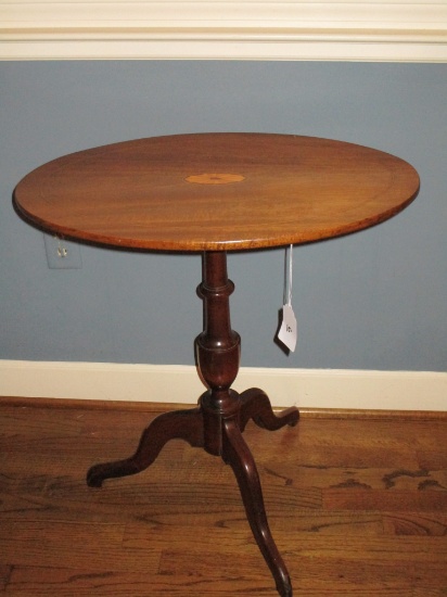 Oval Flip Top Occasional Table w/ String Inlay & Inlaid Medallion