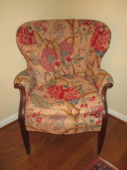 Fan Back Chair w/ Mahogany Legs - Nice Floral Fabric w/ Matching Pillow