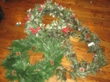 Lot - Christmas Wreaths & Garland