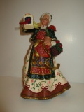 Mrs. Claus by Lena Liu - Danbury Mint - Molded Resin