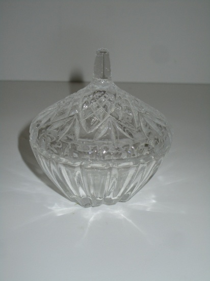 Pressed Glass Trinket Dish w/Lid