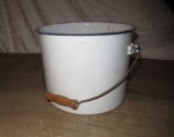 Enamelware Pot with Bail Handle   9