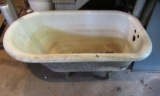 Cast Iron Claw Foot Bath Tub   22