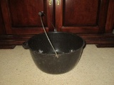 Black Spatterware Pot  15
