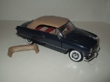 1949 Ford Convertible 1:24 Scale Die Cast Model.  Side mirror missing