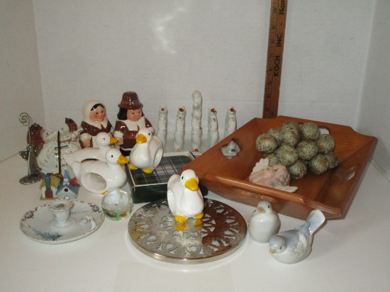 Lot Misc Home Décor & Other (Toast Rack, Porcelain Bird Figurines, Coasters