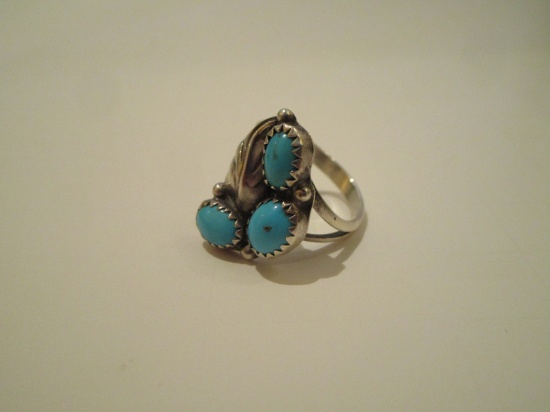 Native American Design Ladies Turquoise Ring - Size 5 1/2