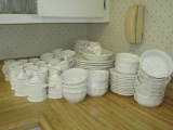 Lot Pfaltzgraff Heritage White china Approx. 98 pcs