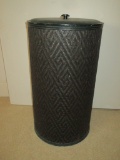 Green Wicker Clothes Hamper w/Lid 21 1/2